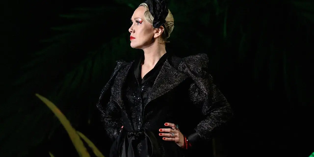 8 разгневанных женщин